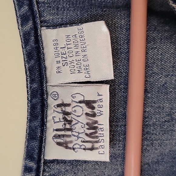 Vtg BLEU BAYOU 1980s Floral Embroidered Chambray Denim Sleeveless Festival Top - Picture 6 of 7